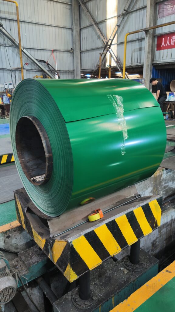 color coated coil PPGI prepainted steel coil in factory